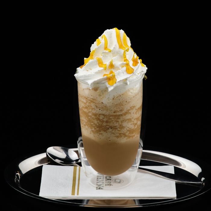 Iced White Chocolate Mocha